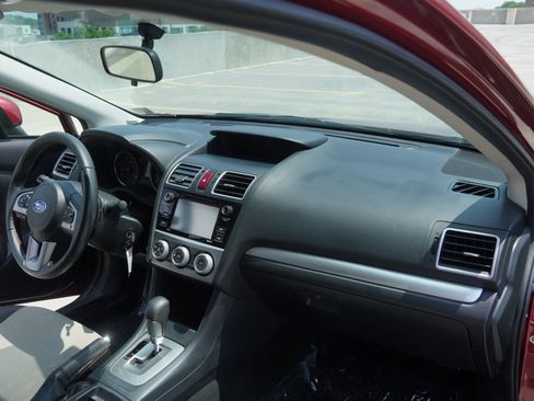 Used 2016 Subaru Crosstrek 2.0i Premium image 9