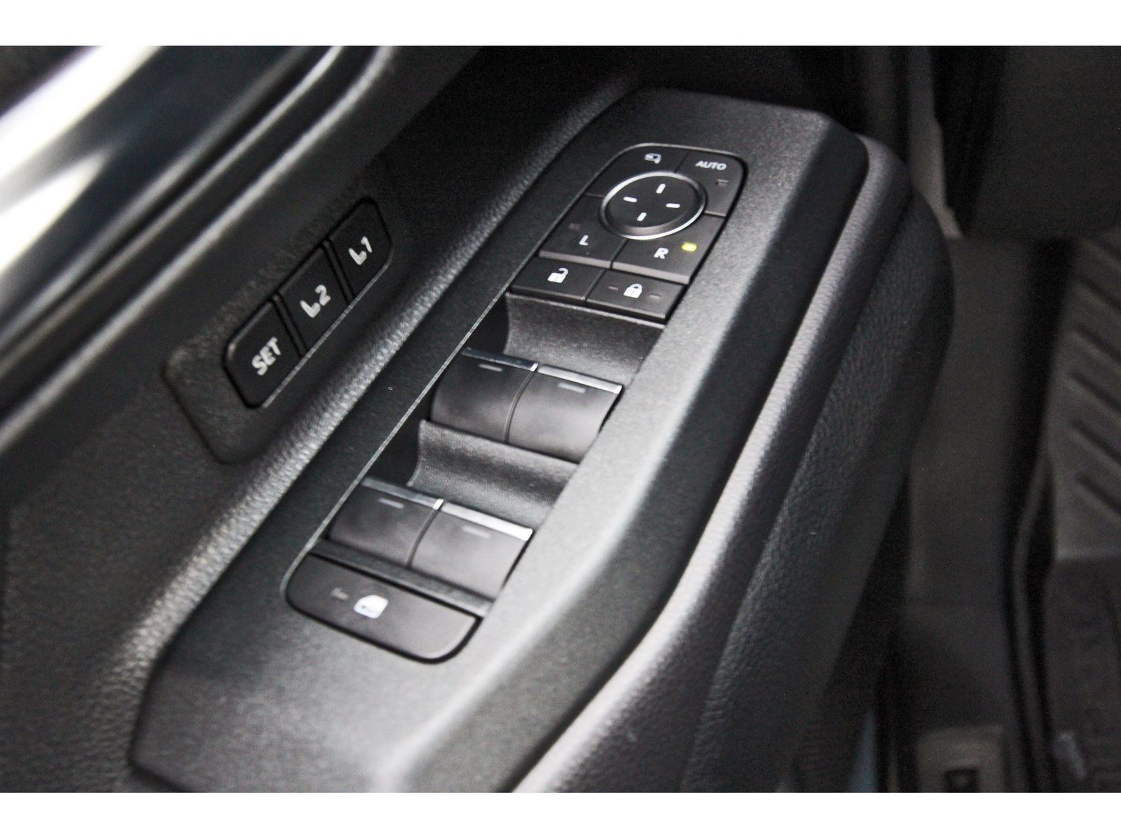 Used 2025 Toyota Land Cruiser w/ Premium Package AWD/4WD image 23