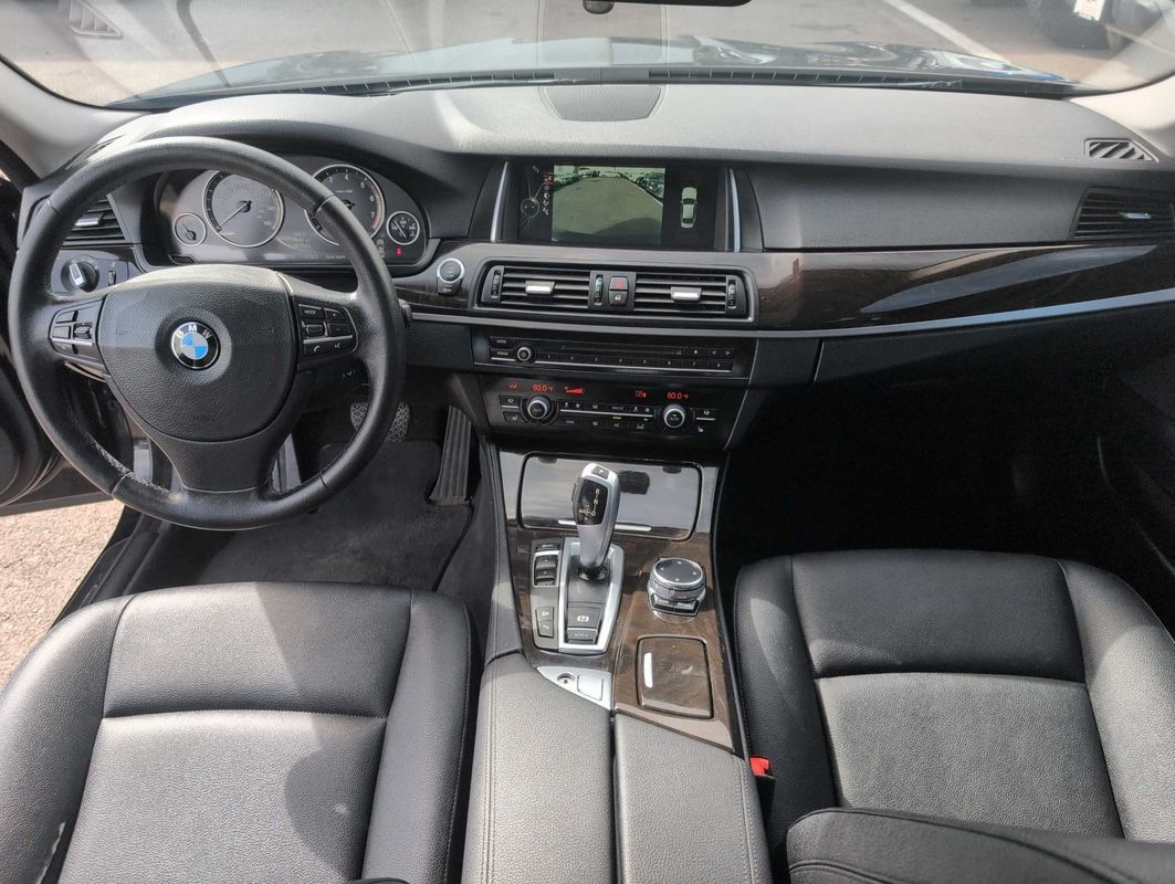 Used 2014 BMW 528i xDrive Sedan AWD/4WD image 10