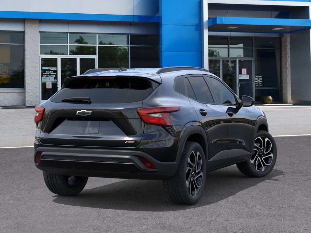 New 2026 Chevrolet Trax RS w/ Sunroof Package FWD image 4