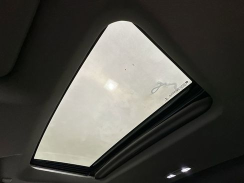 Used 2019 GMC Sierra 1500 SLT w/ SLT Premium Plus Package image 26