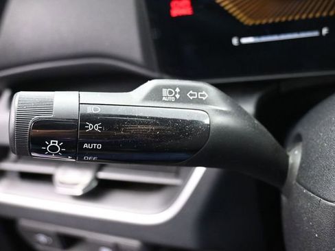 Used 2025 Kia K4 LXS image 31