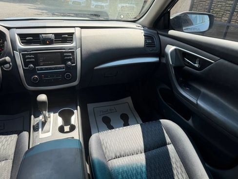 Used 2016 Nissan Altima 2.5 S w/ Power Driver Seat Package FWD image 13
