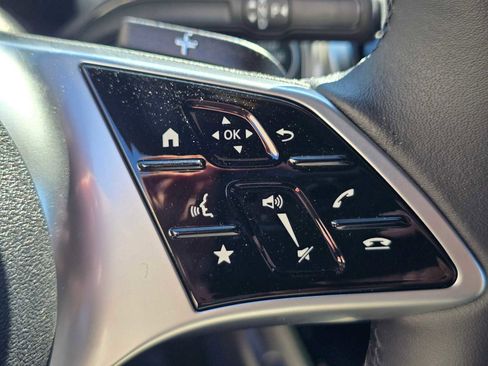 New 2025 Mercedes-Benz GLB 250 4MATIC image 36