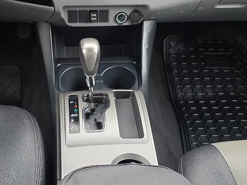 Used 2014 Toyota Tacoma 4x4 Double Cab image 22