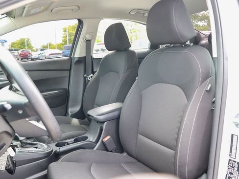 Used 2021 Kia Forte LXS FWD image 30