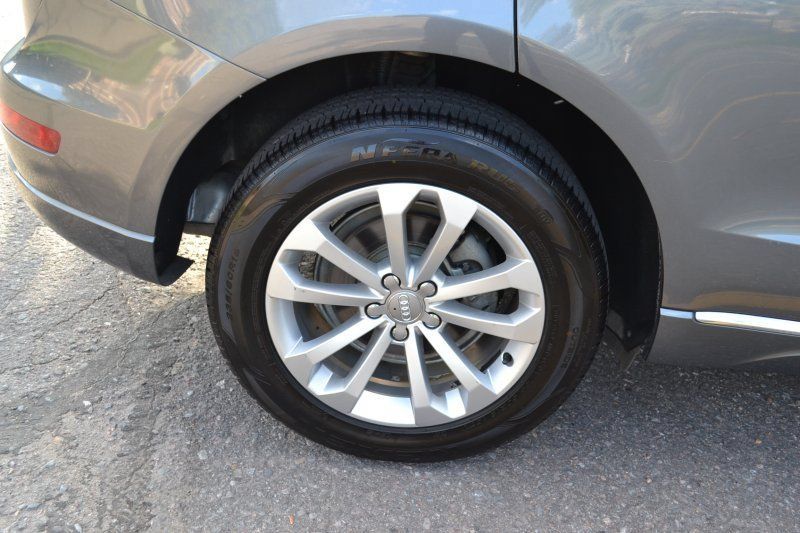 Used 2014 Audi Q5 2.0T Premium Plus w/ Premium Plus Package AWD/4WD image 37
