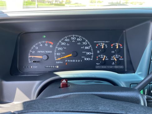 Used 1996 Chevrolet Tahoe 4WD image 11