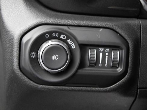 Used 2021 Jeep Wrangler Unlimited Rubicon w/ Trailer Tow Package image 18