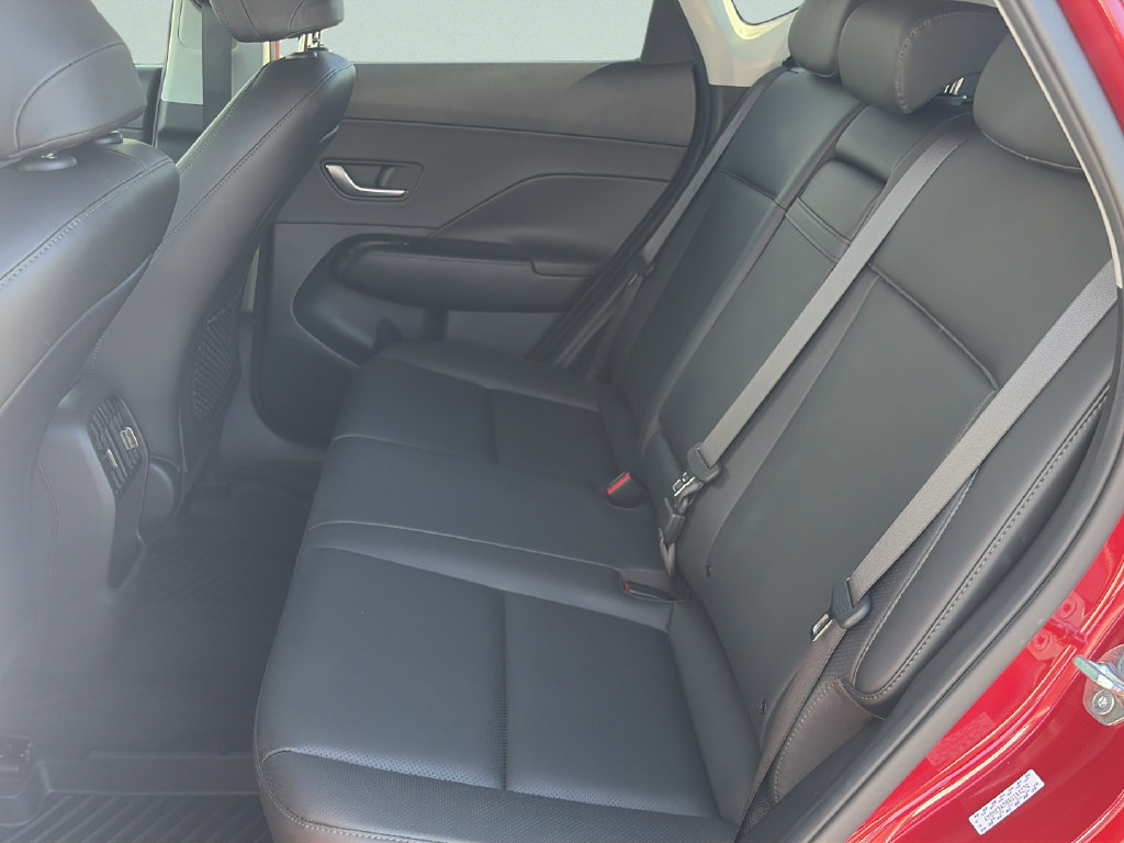 Used 2024 Hyundai Kona Limited FWD image 10