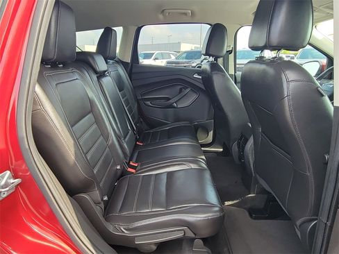 Used 2017 Ford Escape Titanium image 26
