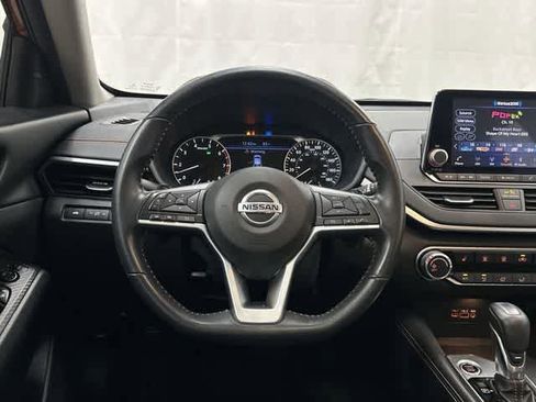 Used 2022 Nissan Altima 2.0 SR FWD image 15