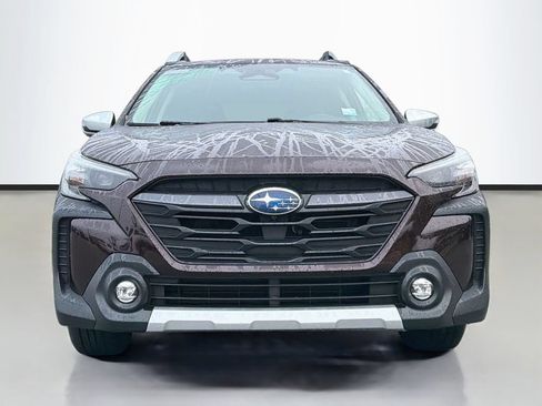 Used 2024 Subaru Outback Touring AWD/4WD image 3