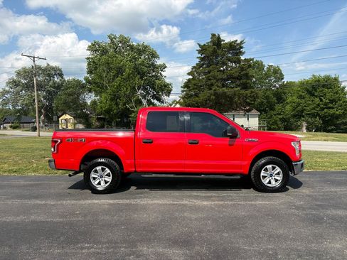 Used 2015 Ford F150 XLT w/ Equipment Group 301A Mid AWD/4WD image 5