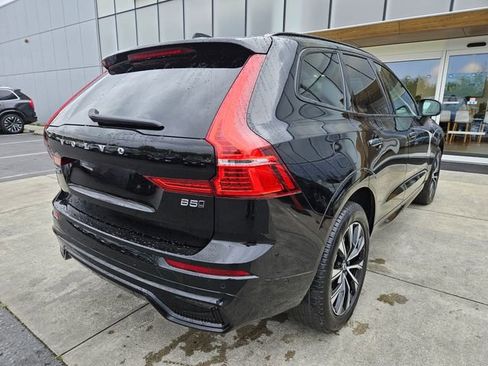 Certified 2025 Volvo XC60 B5 Plus AWD/4WD image 5