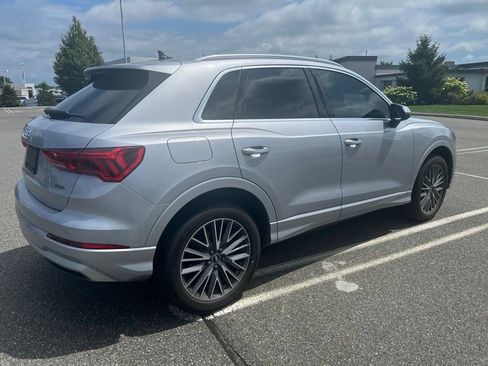 Used 2022 Audi Q3 2.0T Premium AWD/4WD image 4