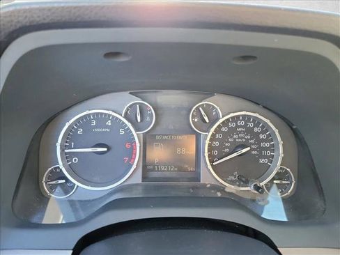 Used 2016 Toyota Tundra SR5 image 17