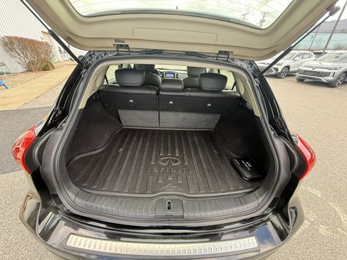 Used 2017 INFINITI QX50 AWD w/ Deluxe Touring Package image 22