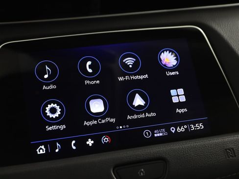Used 2020 Cadillac XT4 Premium Luxury w/ Cold Weather Package FWD image 9