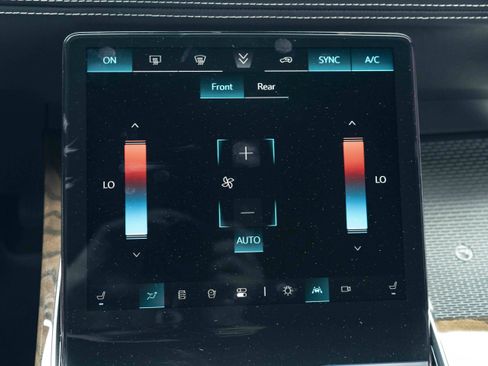 Used 2026 Cadillac Escalade Platinum Sport w/ LPO, ONYX Package AWD/4WD image 31