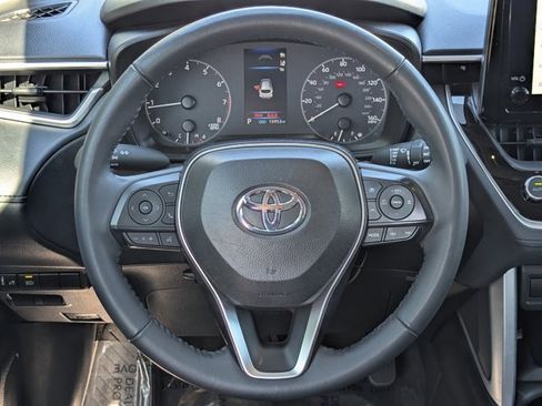 Used 2024 Toyota Corolla Cross LE w/ Moonroof Package image 20