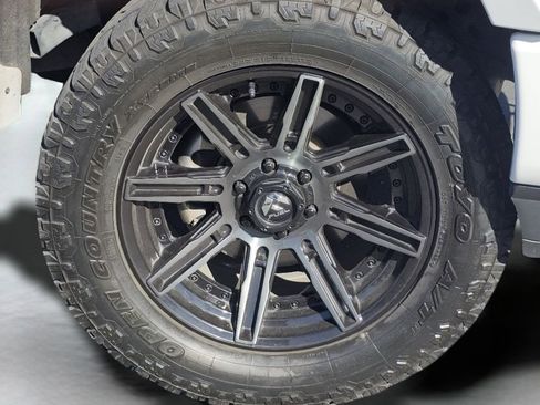 Used 2021 Ford F150 Lariat w/ Equipment Group 502A High AWD/4WD image 21