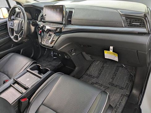 Used 2025 Honda Odyssey Elite image 25