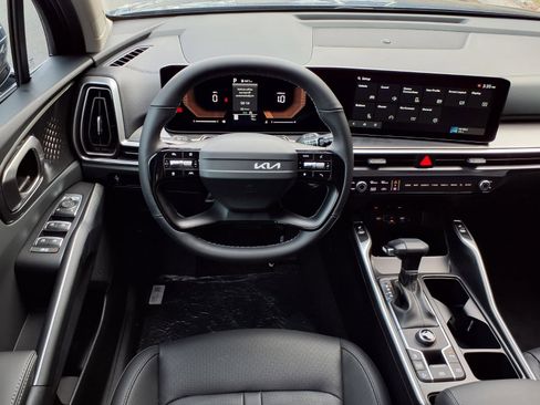 New 2026 Kia Sorento S FWD image 6