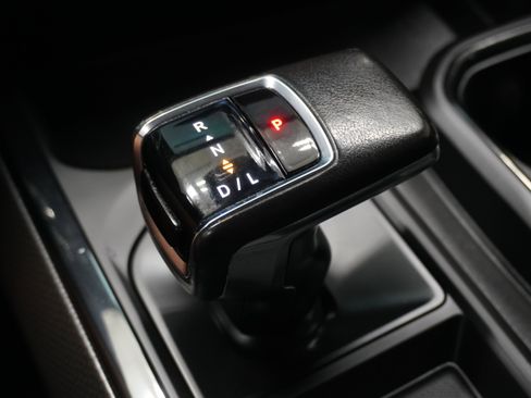 Used 2022 Chevrolet Silverado 1500 ZR2 w/ Technology Package image 25