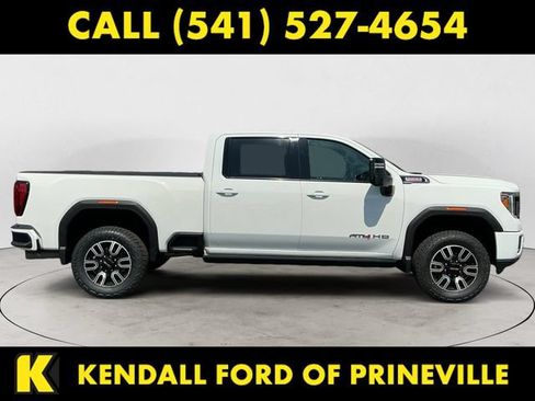 Used 2021 GMC Sierra 2500 AT4 w/ AT4 Premium Plus Package AWD/4WD image 4