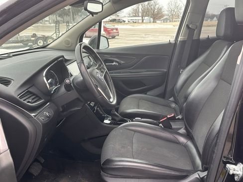 Used 2021 Buick Encore Preferred w/ Safety Package II image 11