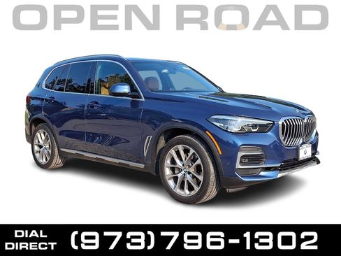 Used 2022 BMW X5 xDrive40i w/ Premium Package AWD/4WD image 1