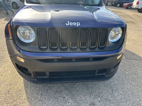 Used 2017 Jeep Renegade Sport w/ Power & Air Group image 13