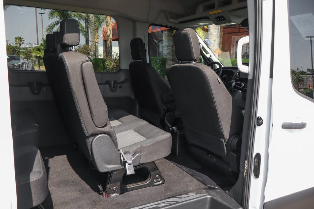 Used 2023 Ford Transit 350 XLT RWD image 12