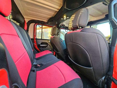 Used 2020 Jeep Gladiator Sport w/ Quick Order Package 24S image 19