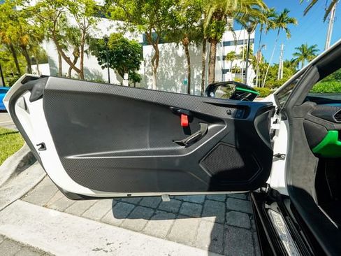 Used 2023 Lamborghini Huracan Tecnica RWD image 53