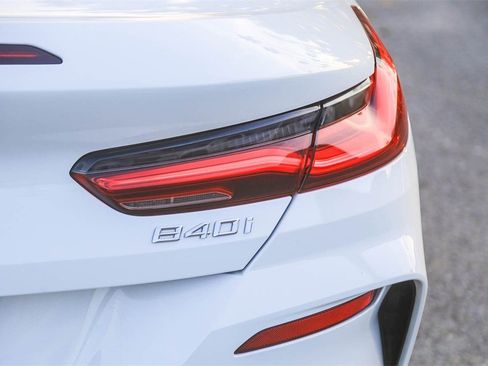Used 2024 BMW 840i Convertible image 9