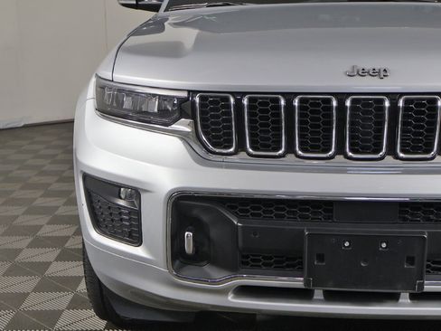 Used 2021 Jeep Grand Cherokee L Overland w/ Luxury Tech Group IV image 19