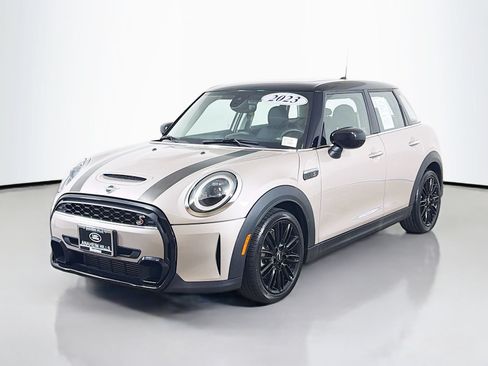 Used 2023 MINI Cooper S FWD image 1