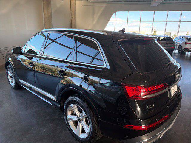 Certified 2023 Audi Q7 2.0T Premium w/ Convenience Package AWD/4WD image 3