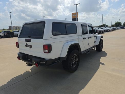 Used 2022 Jeep Gladiator Rubicon w/ Trailer Tow Package AWD/4WD image 5