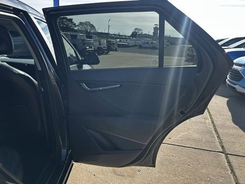 Used 2023 Kia Niro EX image 33