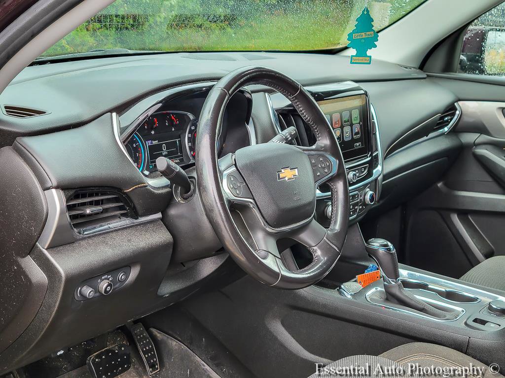 Used 2018 Chevrolet Traverse LT w/ LPO, Floor Liner Package AWD/4WD image 9