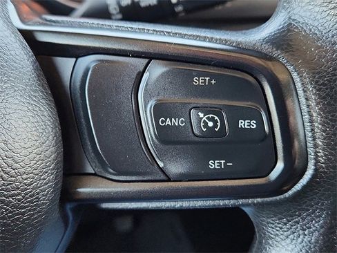 Used 2020 Jeep Wrangler Unlimited Sport image 18