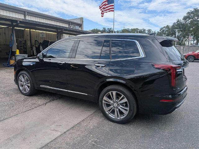 Used 2024 Cadillac XT6 Premium Luxury w/ Technology Package FWD image 3