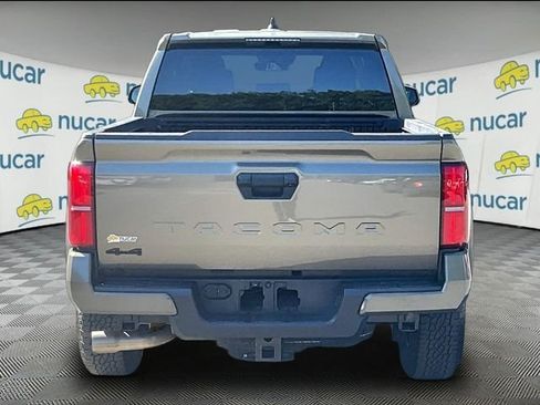 Used 2024 Toyota Tacoma TRD Off-Road AWD/4WD image 4