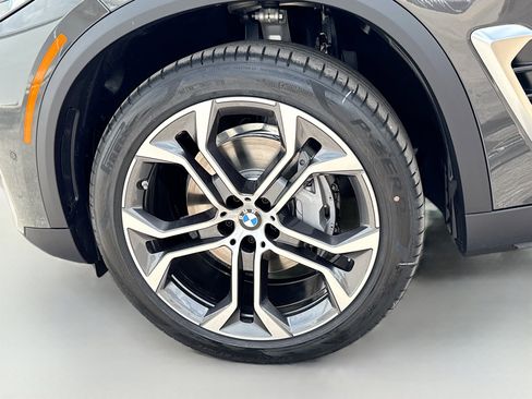 New 2026 BMW X5 xDrive40i w/ Climate Comfort Package AWD/4WD image 42