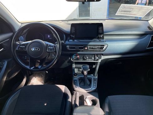 Used 2021 Kia Seltos S AWD/4WD image 11