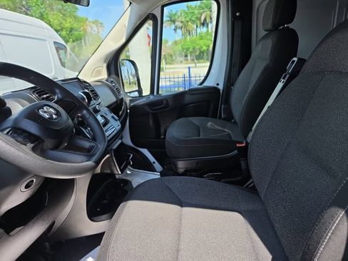 Used 2023 RAM ProMaster 2500 FWD image 15