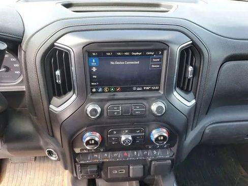 Used 2020 GMC Sierra 1500 AT4 w/ AT4 Premium Package image 23